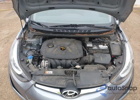 2016 Hyundai Elantra Se z USA, uszkodzony, nr VIN 5NPDH4AE2GH782536